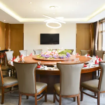 Chifeng Lishihui Hotel (Hongshan District Government Branch)