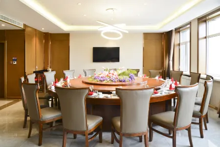 Chifeng Lishihui Hotel (Hongshan District Government Branch) Отели в г. Чифен