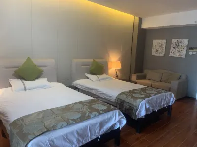 Tang Qianmingyue Homestay (Tang Qianmingyue Resort) Hotels near Qianjiangyue Leisure Farm