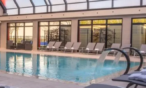 Kyriad Prestige Lyon Est - Saint Priest Eurexpo Hotel and Spa