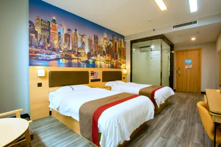 Damai Hotel (Guiping Passenger Transport Center) Отели рядом с достопримечательностью «Guiping East Tower»