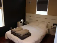 En- Hostel & Café Bar