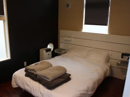 En- Hostel & Café Bar