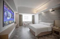 Vienna Hotel (Yingcheng Railway Station Haishan)