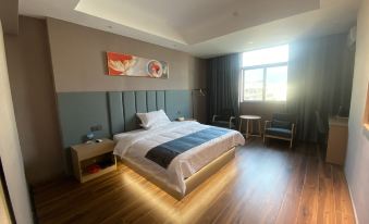 Homeinn Ripple Yun Hotel (Changle Zhenghe Subway Station Shiyang International City)