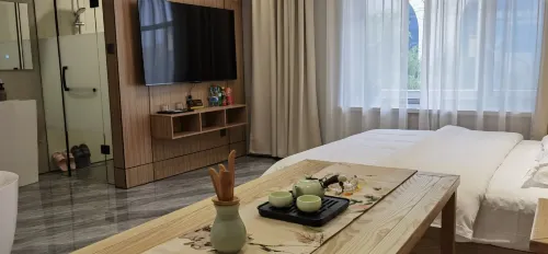 Jiuqi Hotel Hotels in Zhaodong