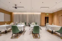 Jiudian Hotel (Lingao Fuluo Tianjie Bus Station Branch) Hotels in Lingao