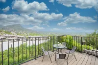 Gubei Water Town · Outdoor Private Hot Spring · Cuilu Mountain Residence Party Villa