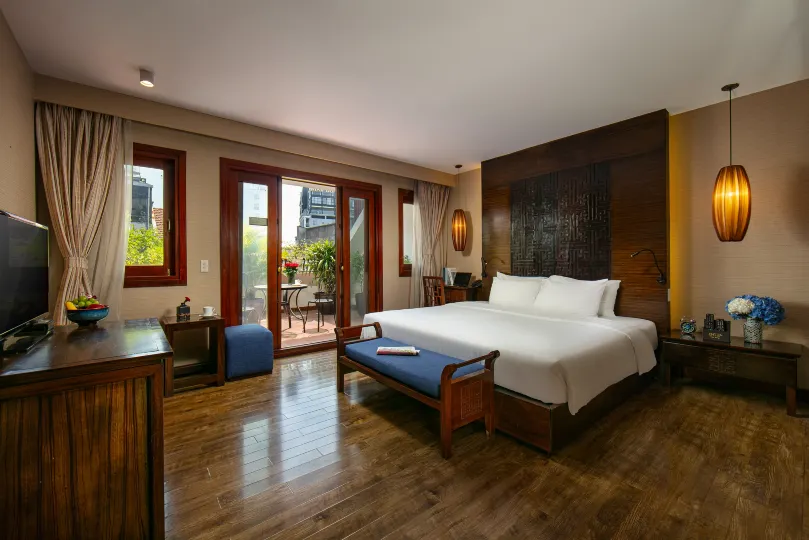 Oriental Suites Hotel & Spa