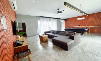 The Luxurious 245, A Famosa Melaka