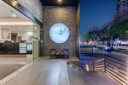 HuiZhou ChengYue West Lake Hotel