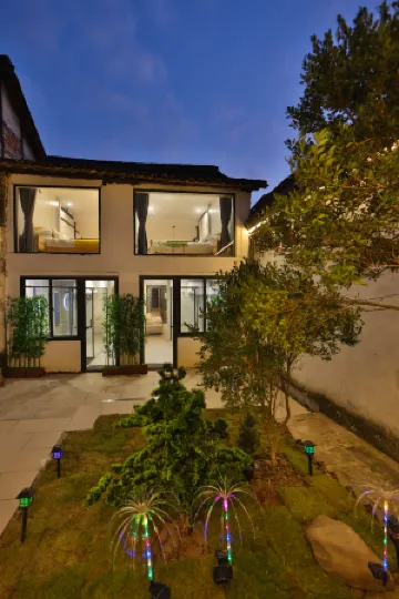 Hidden Residence·Zhenshui Holiday Courtyard Homestay (Wuzhen Dongzha Scenic Area)