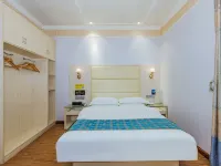 Chengmai Four Seasons Dream Hotel Hotels near Yongqing Temple