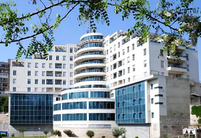 Kings Park Hotel Hotels near King's Park Gate