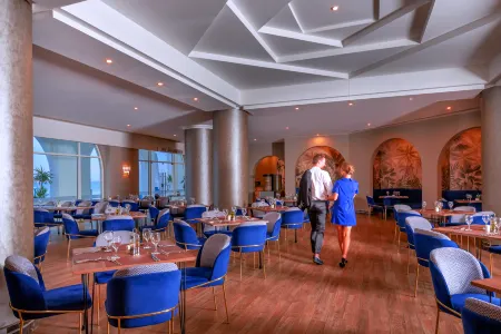 Pickalbatros Palace Sharm Отели рядом с достопримечательностью «Сохо Площадь»