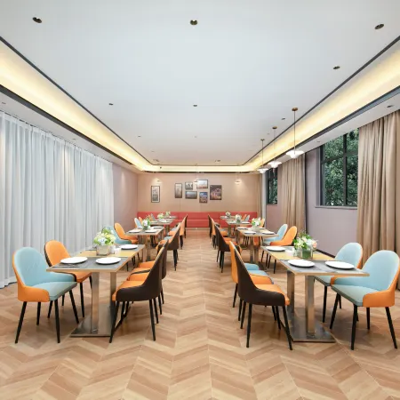 Lixi Hotel Отели в г. Наньчун