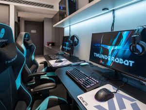 Thunderobot Esports Hotel