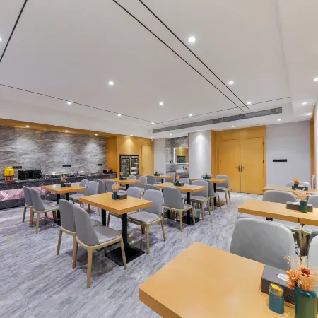 Yizhe International Hotel (Binyang Department Store)
