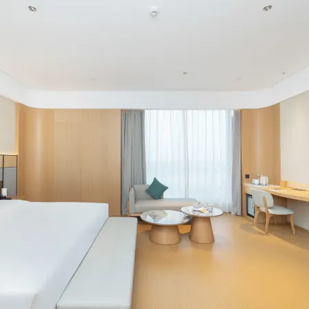 JI Hotel (Guigang Pingnan Jiangbei Park)