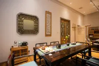 Daguan Academy Hotel (Guajia Temple)