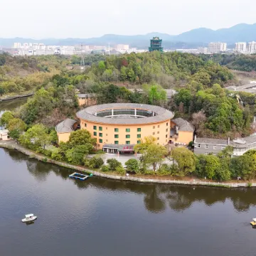 Ganzhou Wulong Hakka Style Garden Longanwei Hotel Hotels near Wulong Hakka Custom Park