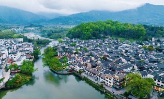 Hongcun Xiyun Yingyue Holiday Select Intelligent High-end Designer Homestay