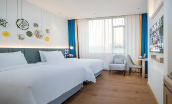 O.live Social Hotel Near Fuhai West Metro Station, Shenzhen World Exhibition & Convention Centerr