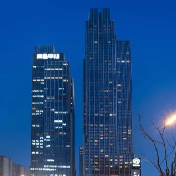 Beier Hotel (Qingdao May Fourth Square Vientiane City Branch) Отели рядом с достопримечательностью «Храм Джаншан»