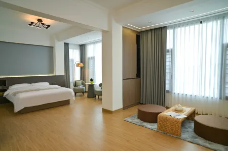 yunhaichunju accommodation Отели рядом с достопримечательностью «Dongshan Island»