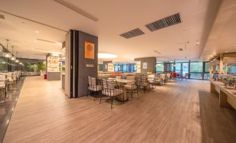 Shuifu Tongluo Resort Hotel (Tongluoba National Forest Park Branch)