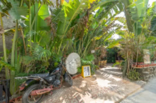 Weizhou Island Muyanxi Seaview Homestay (Wucaitan No.1 Branch)