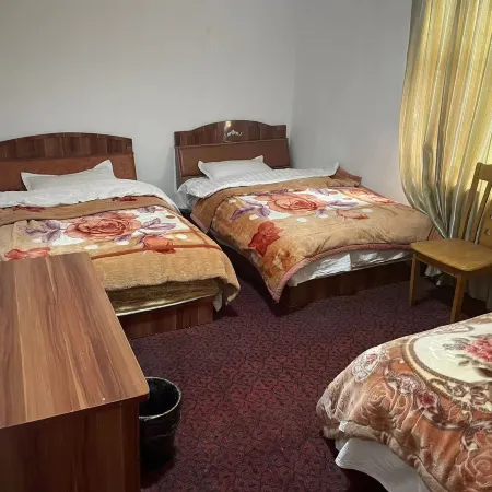 Baiwei Sichuan Cuisine Homestay