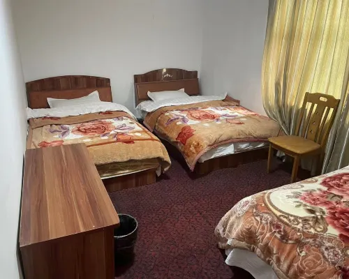 Baiwei Sichuan Cuisine Homestay Hotels in Zhongba