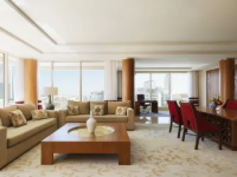 ラッフルズ ドバイ ドバイのホテル