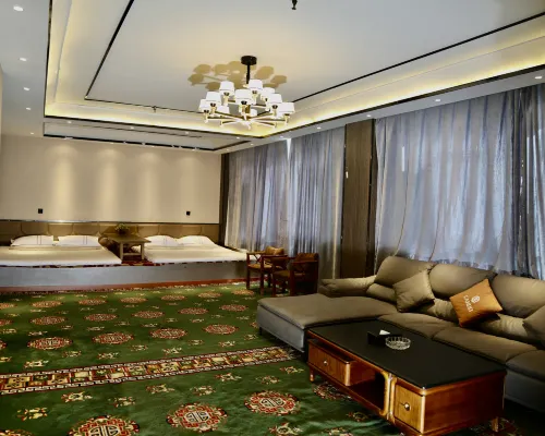 The Path of Mercy Hotel Hotel a Maqu