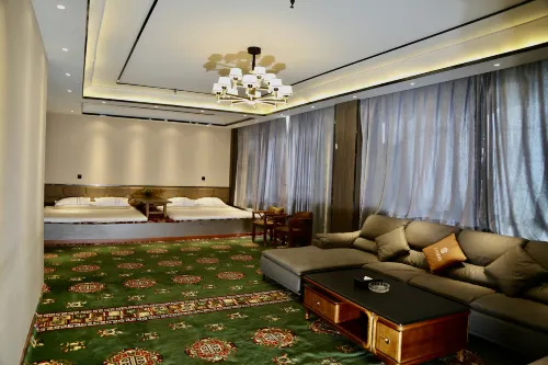 The Path of Mercy Hotel Hotels in Maqu