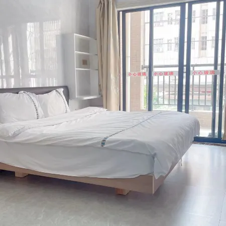 Lufeng Dequan Apartment