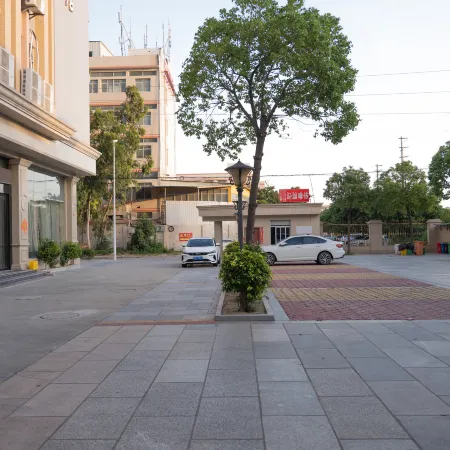 HUA YU BUSINESS HOTEL