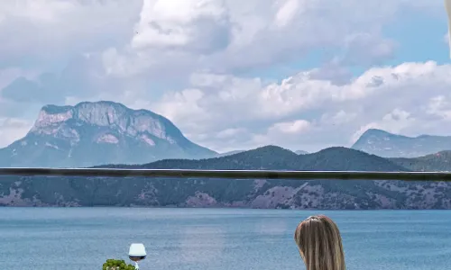 Elodie private resort at Lugu Lake