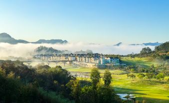 Poltton Century Hotel (Changtai Taoli Chunfeng Branch)