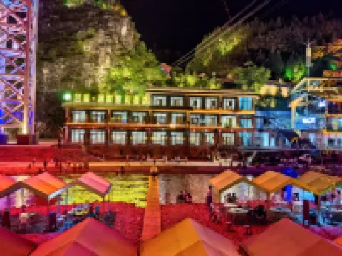 Shi Bingyun Xi River Intelligent Hotel Hotéis em Shibing