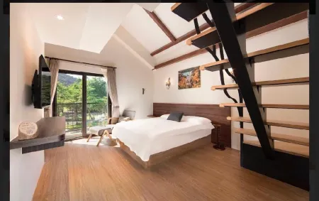 Brookburg Отели в г. Илань