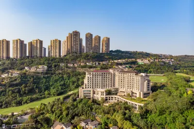 Crowne Plaza Chongqing New North Zone Hotels near Danhe Community Trade Market