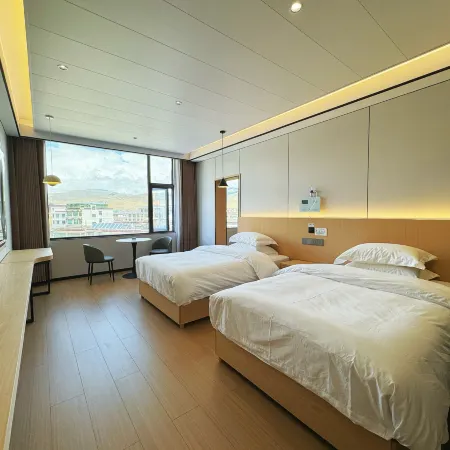 Jilong FuYang Hotel