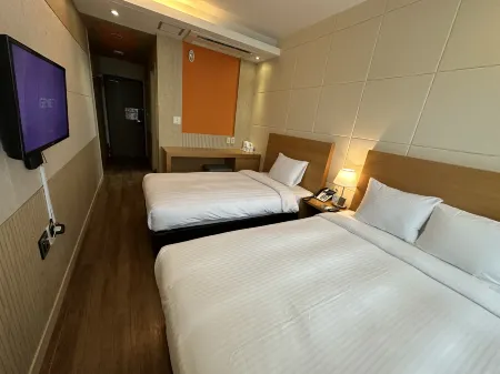 Hotel ICC Отели рядом с достопримечательностью «Hanbat Arboretum»