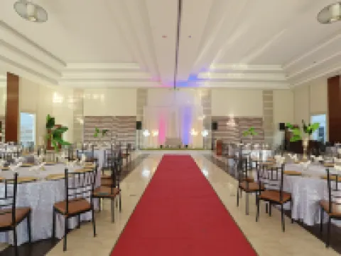 Holiday Suites Puerto Princesa Hotels in Palawan