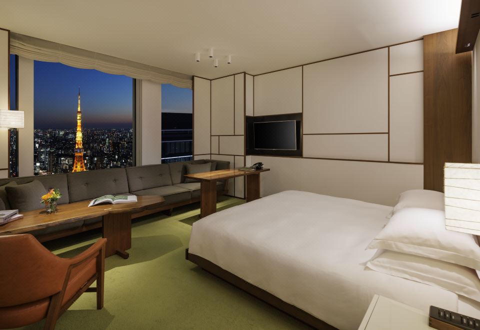 5. 안다즈 도쿄 토..