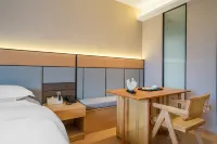 Maitreya Batimanju Hotel (Huquan Ecological Park Branch)