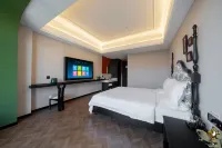 Monet · Genting Hotel - Romantic