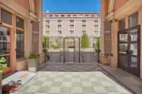 Odalys City Aix en Provence l'Atrium Hotels near Carrieres de Bibemus